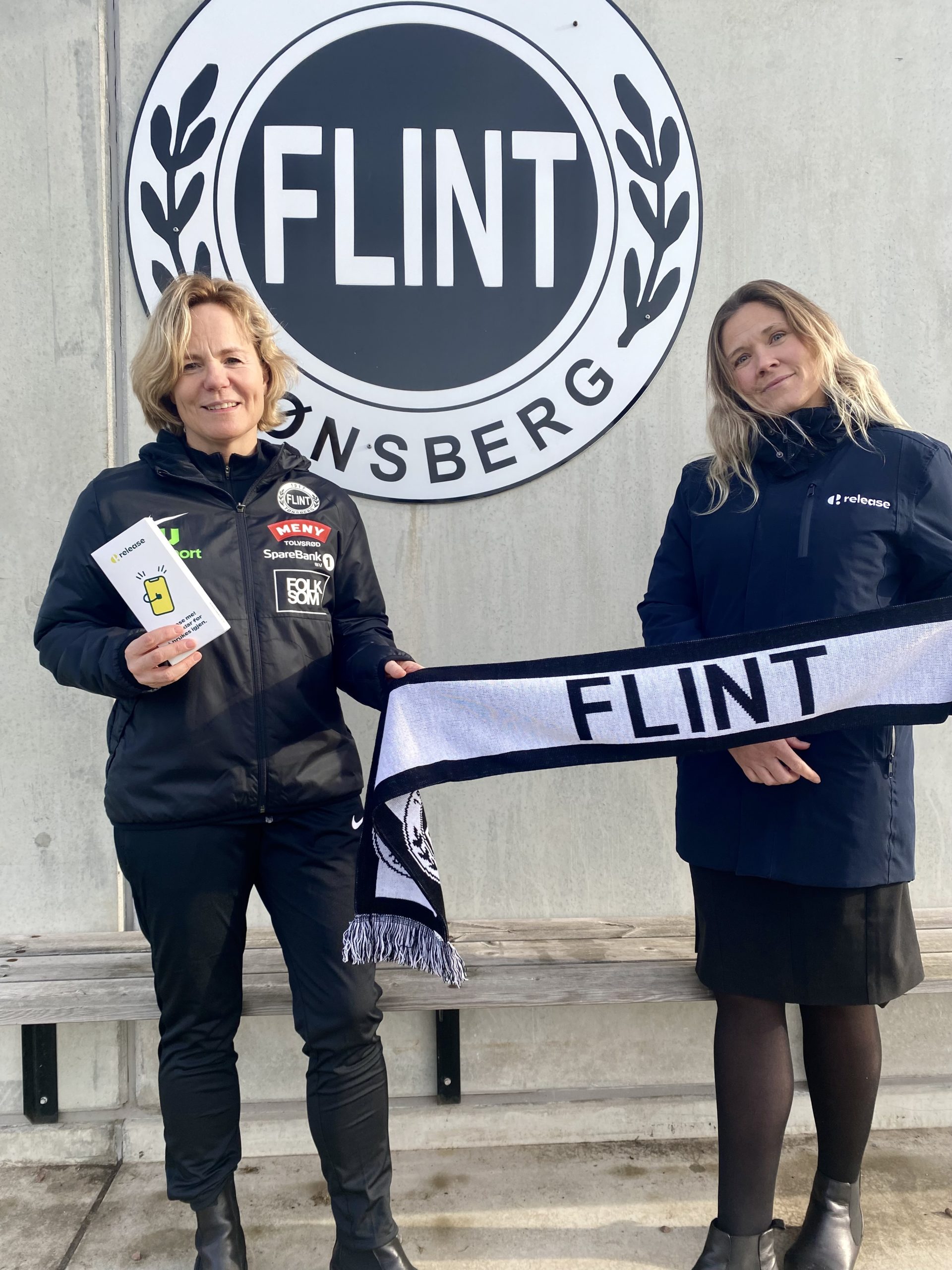 https://www.flintfotball.no/wp-content/uploads/2021/10/2021-10-22-14.04.26-1-scaled.jpg