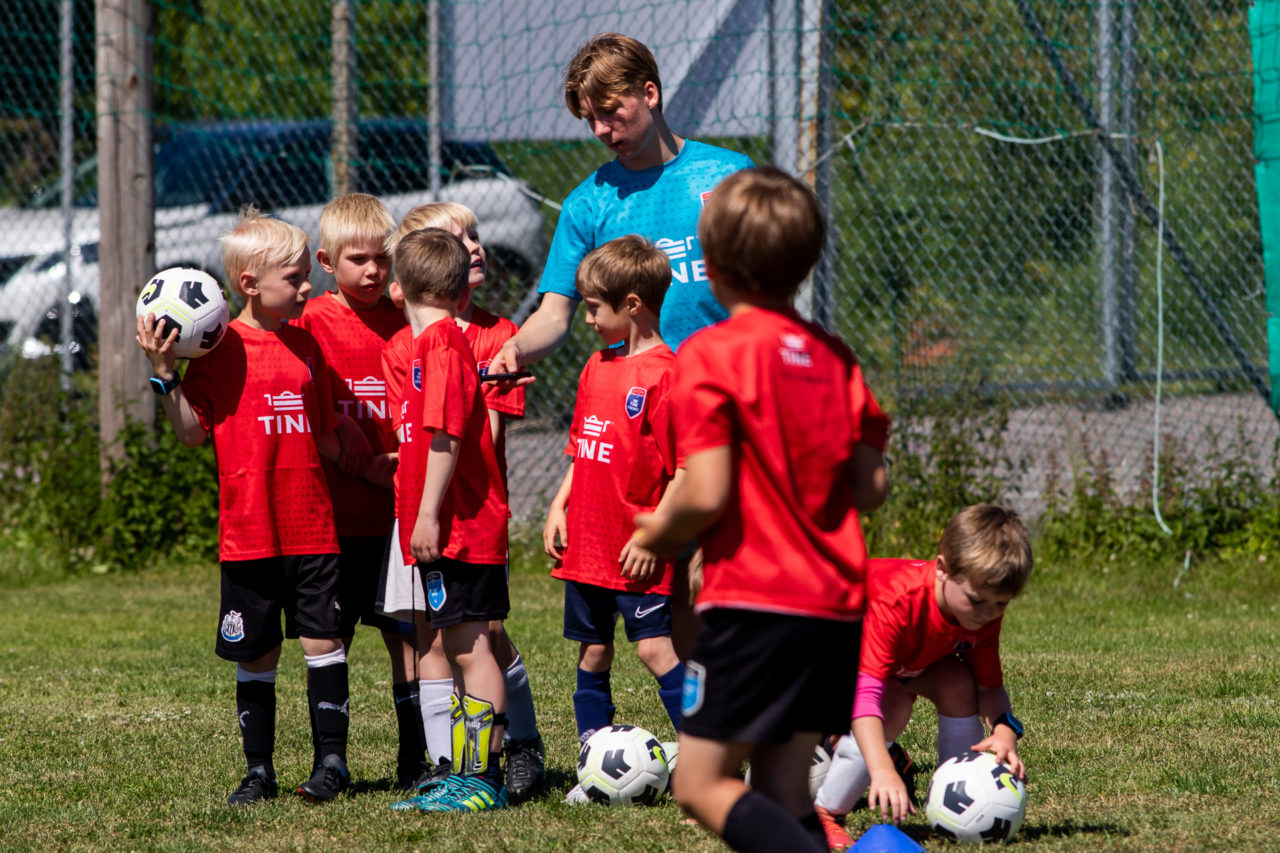 Tine Fotballskole 2022 dag 1-15