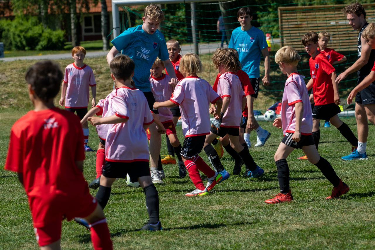 Tine Fotballskole 2022 dag 1-17