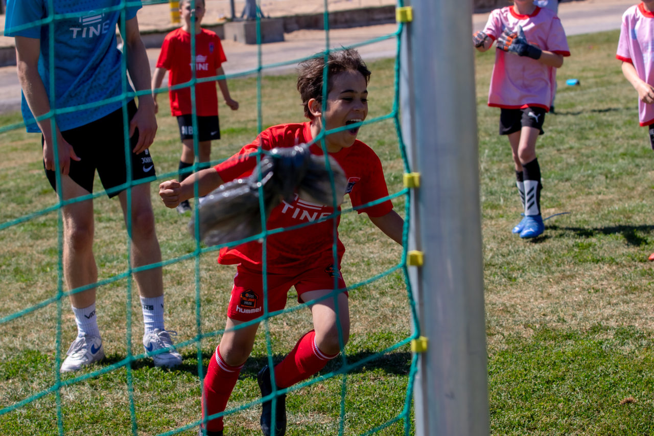 Tine Fotballskole 2022 dag 1-18