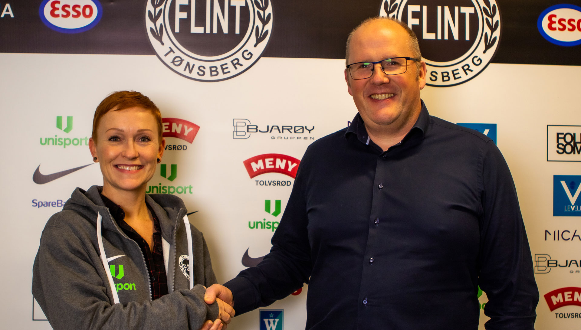 Selvaag-Bolig-signering-2022--2---web1 https://www.flintfotball.no/wp-content/uploads/2022/12/Selvaag-Bolig-signering-2022-2-web1.jpg