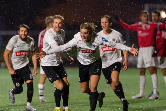Flint A-damer og A-herrer tok “The Double”!