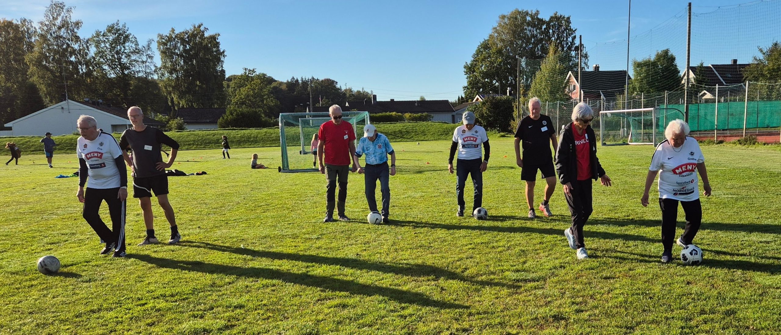 https://www.flintfotball.no/wp-content/uploads/2024/03/Trening-1-Flint-Esso-Arena-scaled.jpg