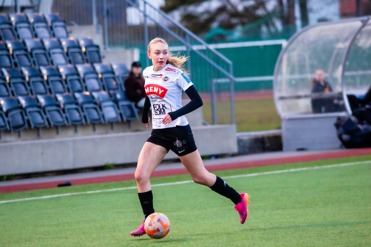 Flint A-damer Runar 25.04.2024-28 Flint A-damer Runar 25.04.2024-28