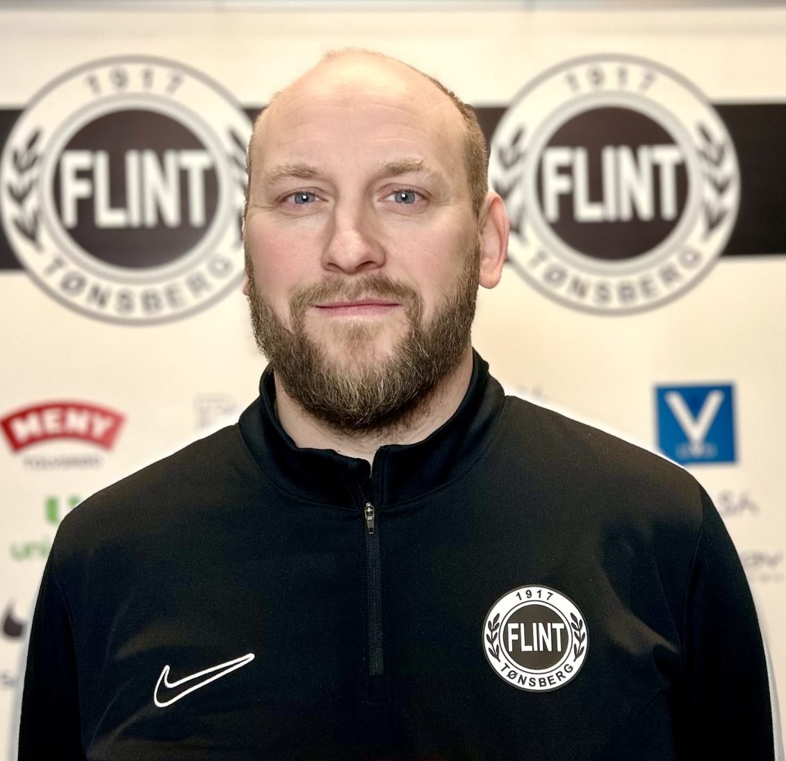 https://www.flintfotball.no/wp-content/uploads/2025/01/Joakim-Karlsen-scaled-e1737231949312.jpg