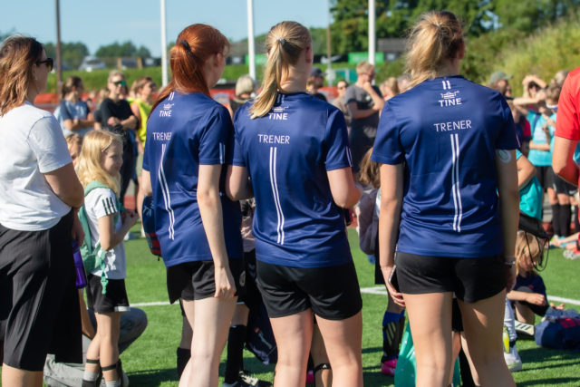 Vi søker instruktører til Flint TINE fotballskole 2025