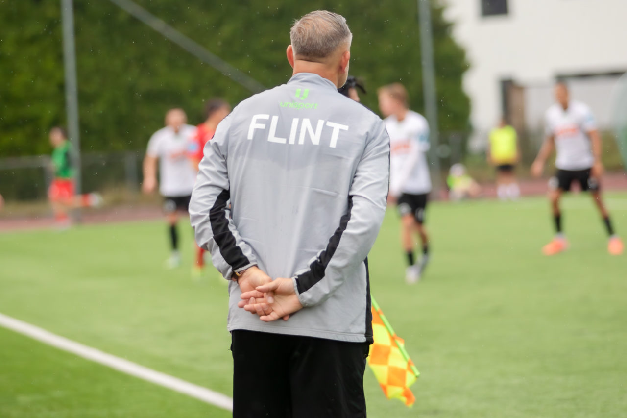 NM Flint-Eik - Tv2-21