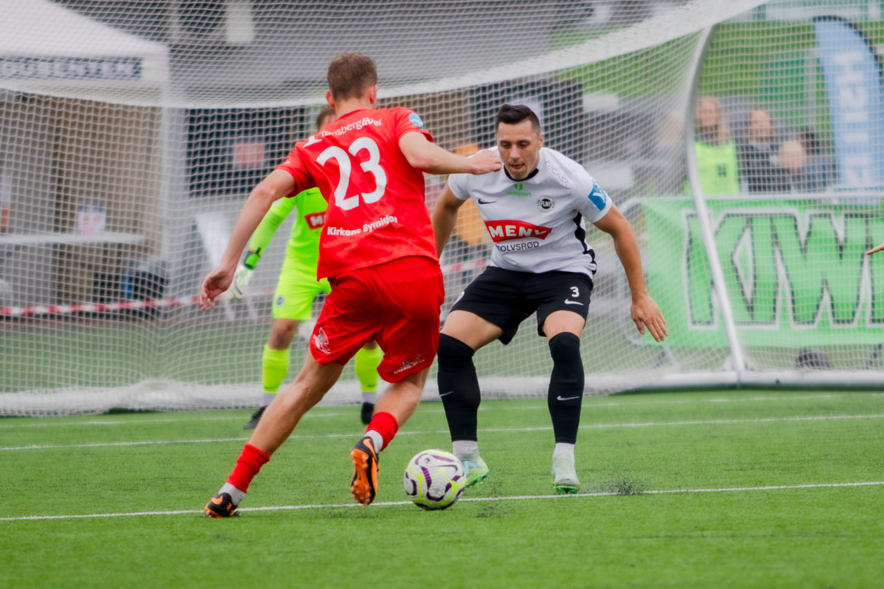 NM Flint-Eik - Tv2-26