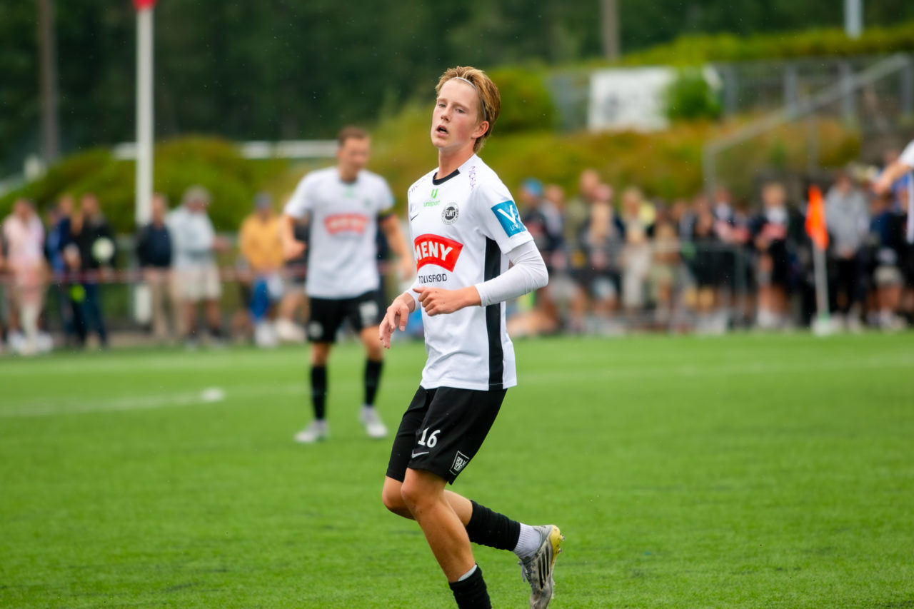 NM Flint-Eik - Tv2-36